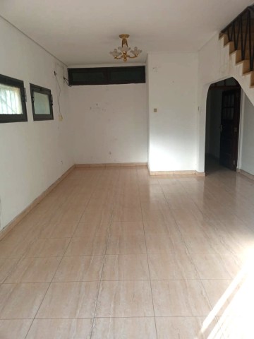 Venda ARRENDA-SE VIVENDA T3 - VILA ALICE (IMOBIÁRIA MYHOUSE)