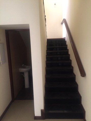 Venda Vende-se vivenda luxuosa T7 - Bairro Popular (Imobiliária myhouse)