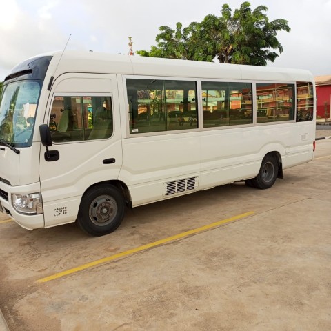 Venda TOYOTA COASTER SUPER LIMPO