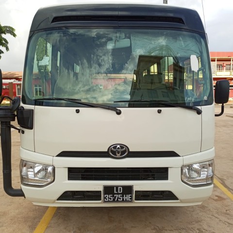 Venda TOYOTA COASTER SUPER LIMPO