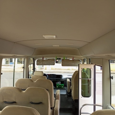 Venda TOYOTA COASTER SUPER LIMPO