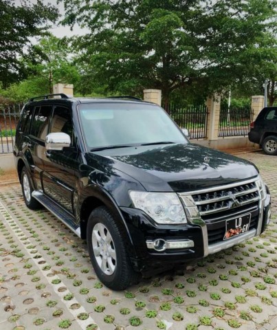 Venda Mitsubishi Pajero semi novo