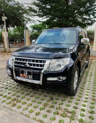 Venda Mitsubishi Pajero semi novo
