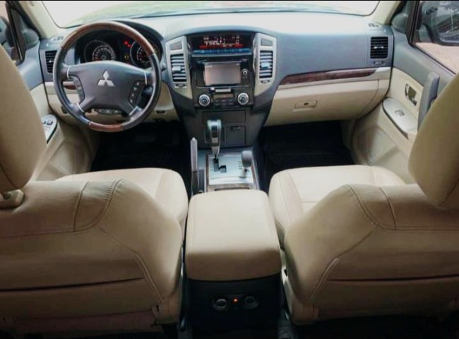 Venda Mitsubishi Pajero semi novo