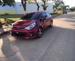 A venda Vende-se este Carro de marca kia Rio