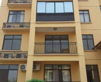 A venda Apartmento t3 no codomínio jardim de Rosa