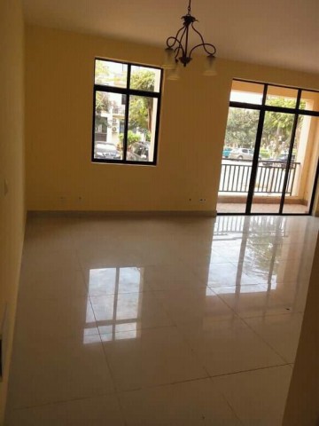 Venda Apartmento t3 no codomínio jardim de Rosa