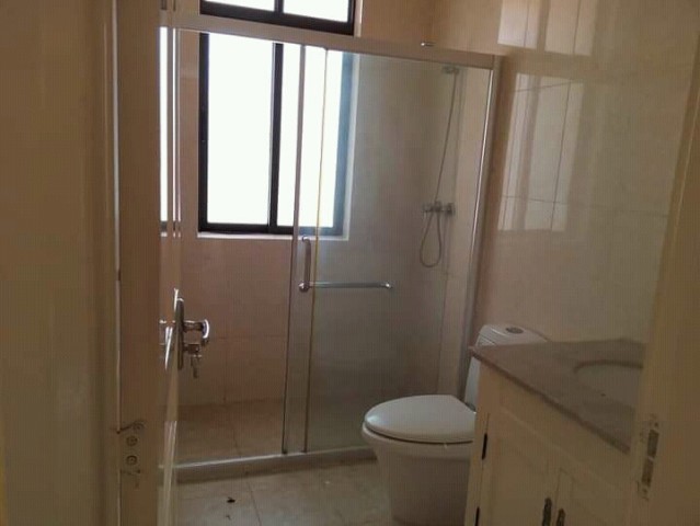 Venda Apartmento t3 no codomínio jardim de Rosa