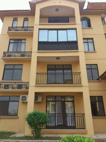 Venda Apartmento t3 no codomínio jardim de Rosa