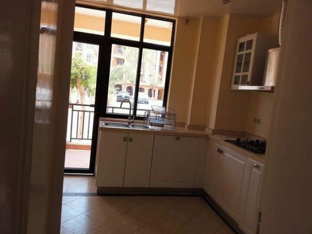Venda Apartmento t3 no codomínio jardim de Rosa