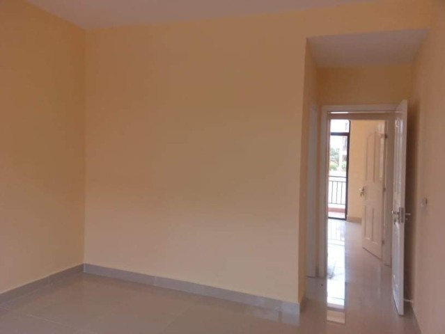 Venda Apartmento t3 no codomínio jardim de Rosa