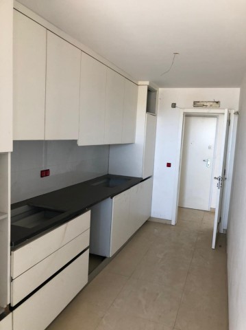 Venda Apartmento t3 codomínio Boulevard no Patriota