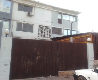 A venda Vivenda T4 no Alvalde