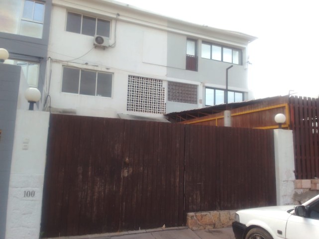 Venda Vivenda T4 no Alvalde