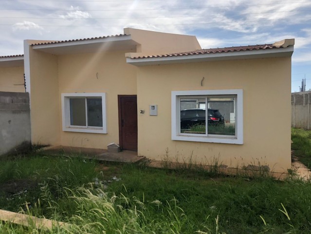 Venda Vende-se esta vivenda t3 no codomínio Benvindo