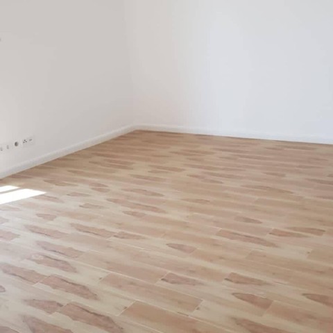 Venda Arrenda-se está vivenda t3 no codomínio Boa vida