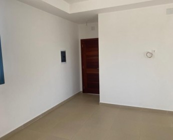 A venda Vende-se esta vivenda V3 no codomínio Porcelana em Viana