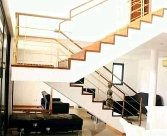 A venda VIVENDA NO CONDOMINIO RIVIEIRA