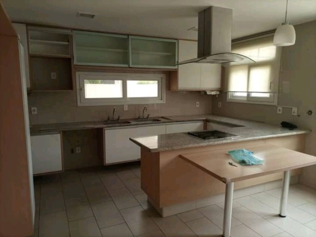 Venda VIVENDA NO CONDOMINIO RIVIEIRA