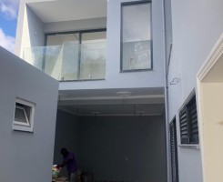 A venda Arrenda-se está vivenda V4 no camama zona nobre