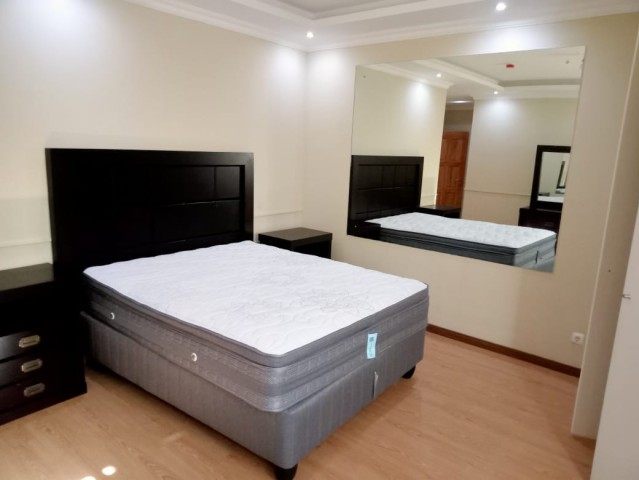 Venda Arrenda-se Apartamento T5 duplex mobilado - Talatona