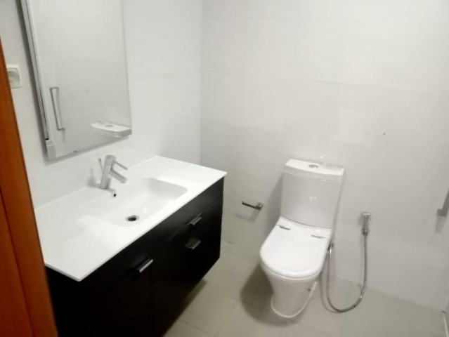 Venda Arrenda-se Apartamento T5 duplex mobilado - Talatona