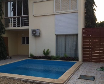 A venda Cond : Hipicus Casa T4 Com Piscina