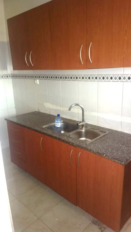 Venda Arrenda-se Apartamento T1 - Vila Lice