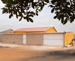 A venda Vivenda t3+1 no condominio zango (1)