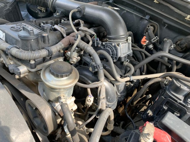 Venda Toyota Hilux automático limpo limpo