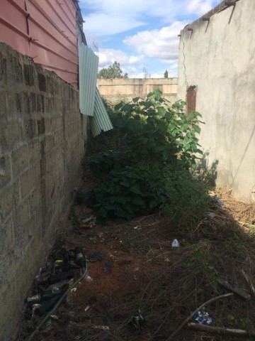 Venda Vendo um terreno de 13m X 14m.