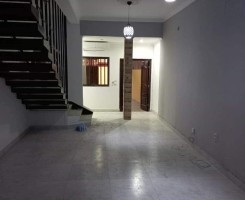 A venda Moradia T3, Bairro-Valodia