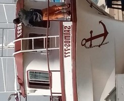 A venda Estou a vender o meu Barco de Pesca Grande e com todas licença pronta...