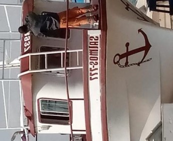 A venda Estou a vender o meu Barco de Pesca Grande e com todas licença pronta...