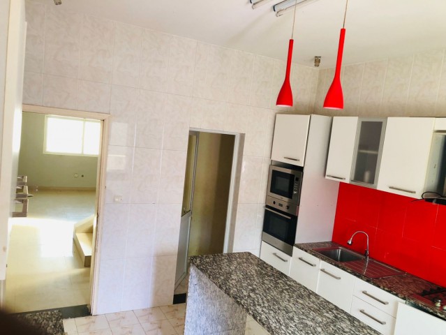 Venda Vende-se esta super vivenda de frente do Diskontão nova vida