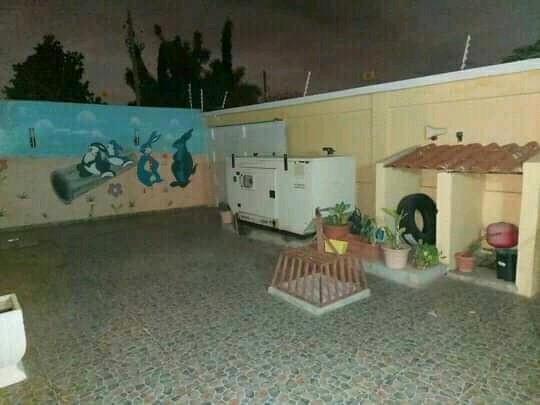Venda Dono aflito vende sua Vivenda no condomínio Jardim do Éden ruas asfaltada bem localizada