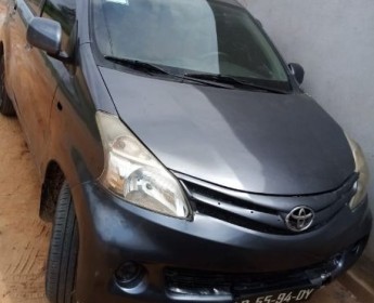 A venda TOYOTA AVANZA