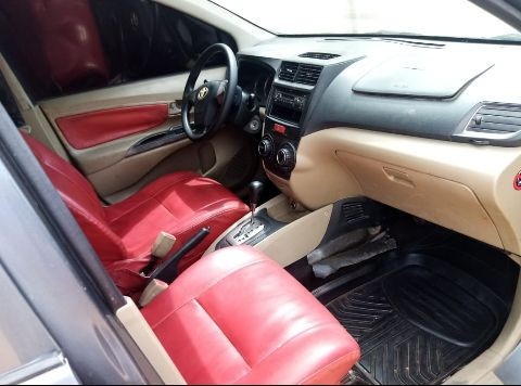 Venda TOYOTA AVANZA
