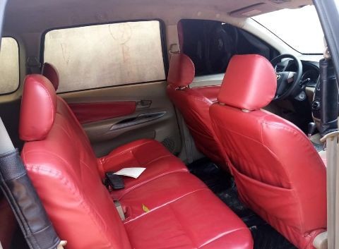 Venda TOYOTA AVANZA