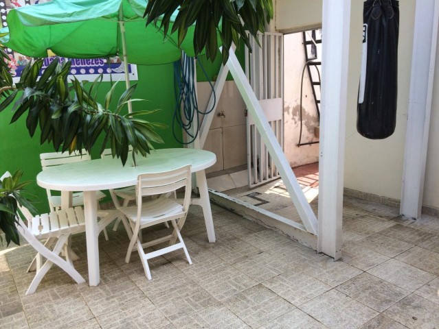 Venda MAGNÍFICA VIVENDA T4, entre Bairro-Valodia e Avenida Brasil*