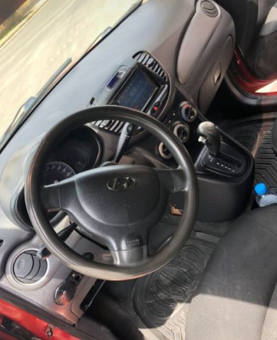 Venda Hyundai i10 Limpo