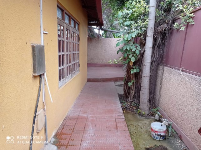 Venda Vivenda condomínio Bpc bem localizada