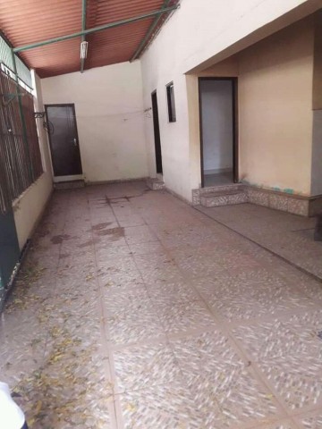 Venda Vivenda T3+2, na cidade