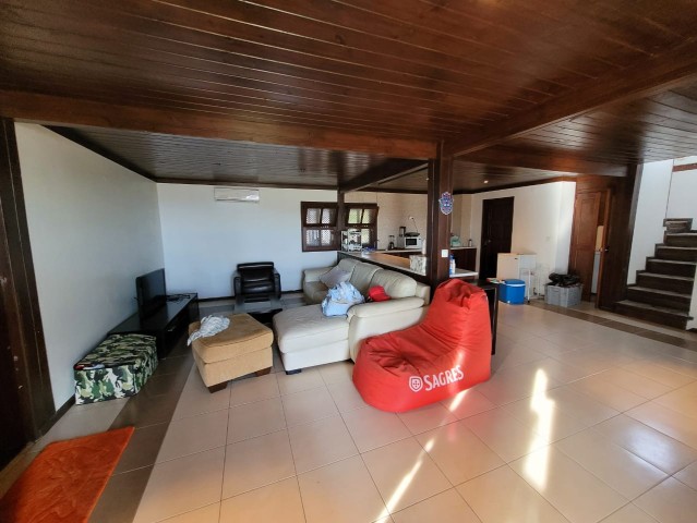 Venda PROMOÇÃO Vivendas T6/4, 1.Andares C/Anexos no Camama e Cidade