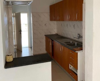 A venda APARTAMENTO T3, MAIANGA