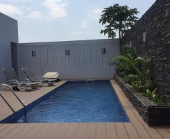 A venda À VENDA: Vivenda luxuosa na Urbanização Nova Vida / Projecto Nova Vida...