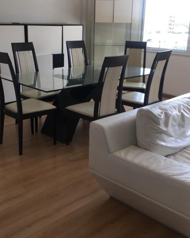 ARRENDA-SE: Apartamento T2 duplex, no Belas Business Park, com mobília.