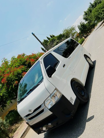 Venda TOYOTA HIACE
