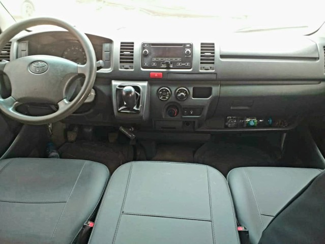 Venda TOYOTA HIACE