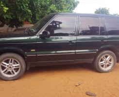 A venda Land Rover v8